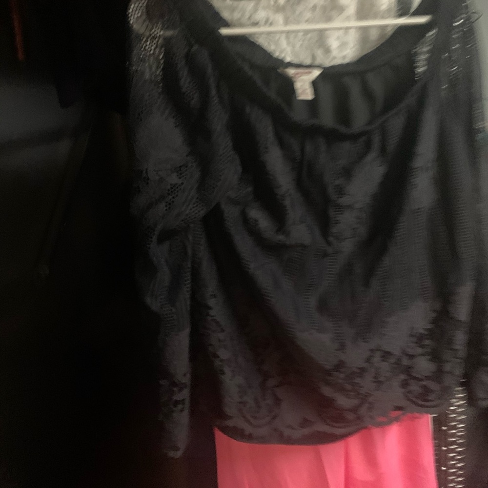 Blouse - Picture 3 of 3